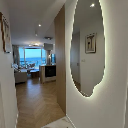 Apartment First Line By Leo Benidorm