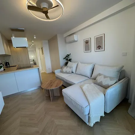 Apartment First Line By Leo